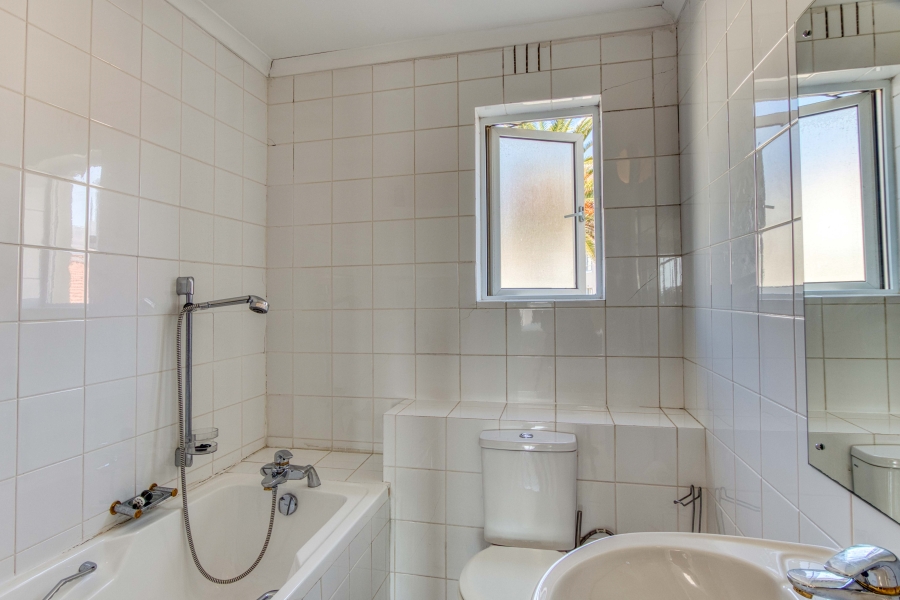 3 Bedroom Property for Sale in Harbour Island Western Cape